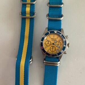 INVICTA Pro Diver me s quartz watch, needs new battery